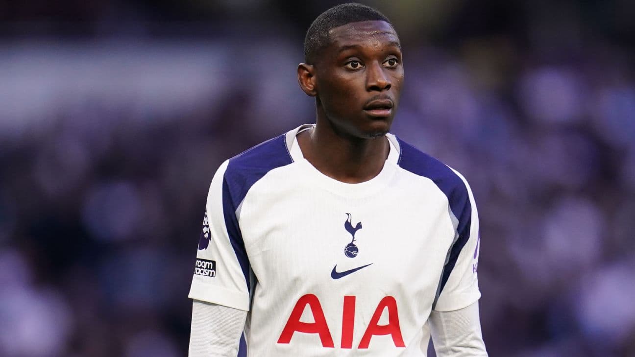 Transfer rumors, news: Liverpool eye move for Kolo Muani