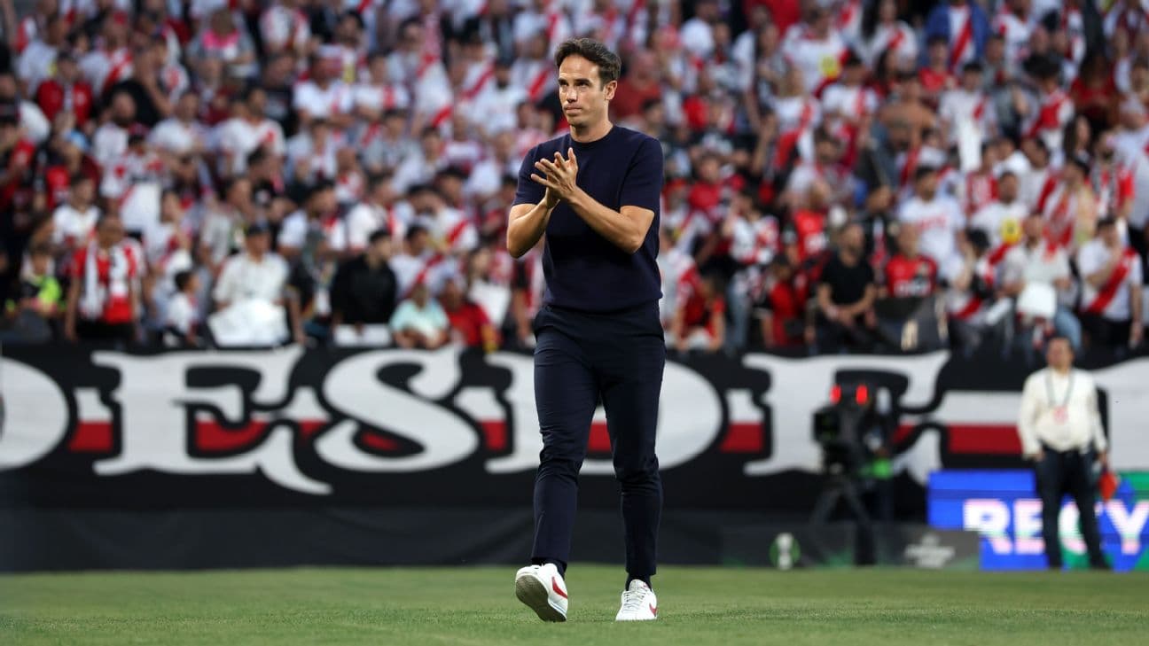 Villarreal to sign Rayo Vallecano's Iñigo Pérez as coach