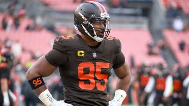 Myles Garrett traded: Making sense of the Rams-Browns deal